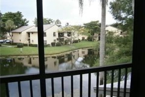 Condo à Coconut Creek, Floride, 3 chambres  № 2286063