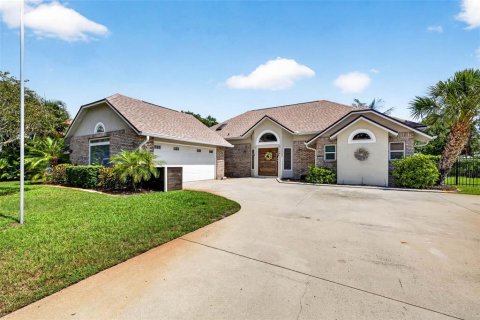 House in Sarasota, Florida 3 bedrooms, 153.47 sq.m. № 2096476
