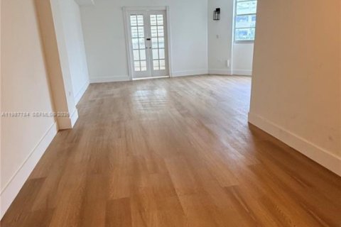 Copropriété à vendre à Miami, Floride: 2 chambres, 89.37 m2 № 2176048 - photo 13