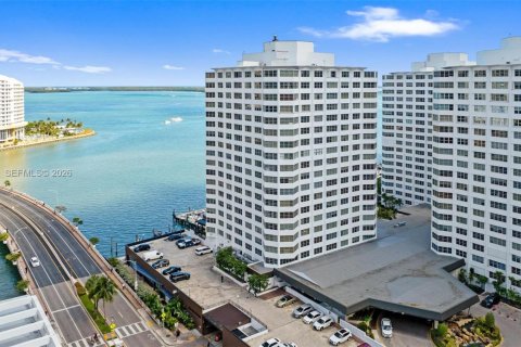 Copropriété à vendre à Miami, Floride: 2 chambres, 89.37 m2 № 2176048 - photo 7
