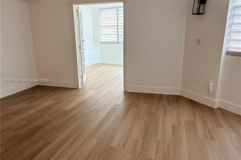 Copropriété à vendre à Miami, Floride: 2 chambres, 89.37 m2 № 2176048 - photo 11