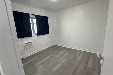 Снять в аренду квартиру в Мирамар, Флорида 1 спальня, 60.39м2, № 2026466 - фото 6