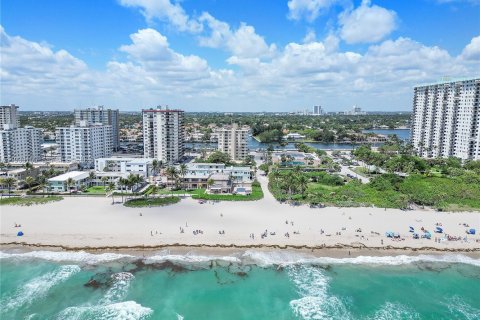 Condominio en venta en Hollywood, Florida, 2 dormitorios, 136.1 m2 № 1996493 - foto 7