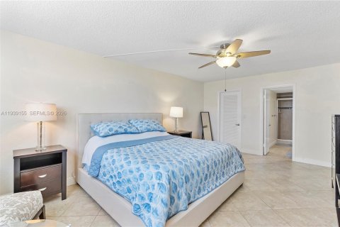 Condominio en venta en Hollywood, Florida, 2 dormitorios, 136.1 m2 № 1996493 - foto 21