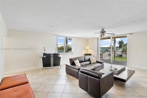 Condominio en venta en Hollywood, Florida, 2 dormitorios, 136.1 m2 № 1996493 - foto 14