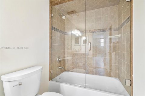 Condominio en venta en Hollywood, Florida, 2 dormitorios, 136.1 m2 № 1996493 - foto 28