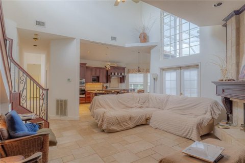 Villa ou maison à louer à Orlando, Floride: 4 chambres, 338.16 m2 № 2354983 - photo 12