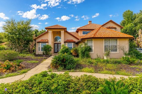 Villa ou maison à louer à Orlando, Floride: 4 chambres, 338.16 m2 № 2354983 - photo 2