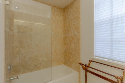 Villa ou maison à louer à Orlando, Floride: 4 chambres, 338.16 m2 № 2354983 - photo 20