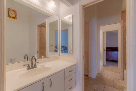 Villa ou maison à louer à Orlando, Floride: 4 chambres, 338.16 m2 № 2354983 - photo 23
