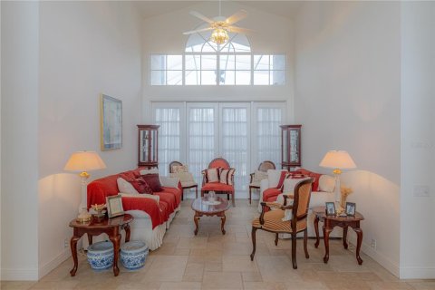 Villa ou maison à louer à Orlando, Floride: 4 chambres, 338.16 m2 № 2354983 - photo 10