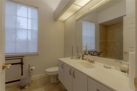 Villa ou maison à louer à Orlando, Floride: 4 chambres, 338.16 m2 № 2354983 - photo 19