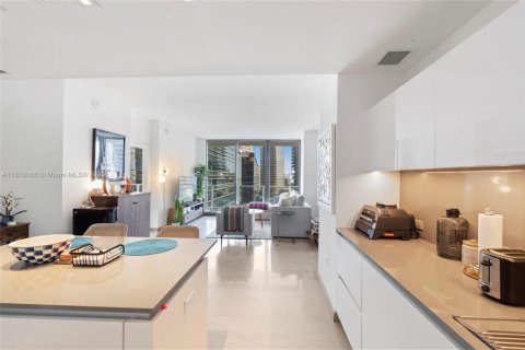 Condo in Miami, Florida, 2 bedrooms  № 1768704 - photo 16
