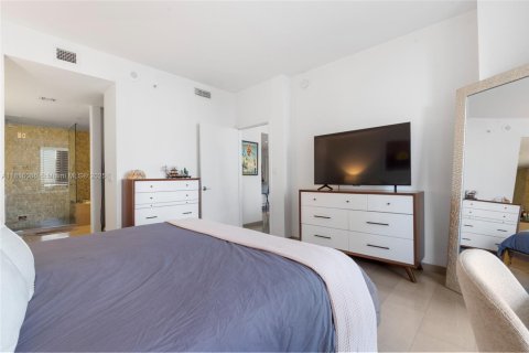 Condo in Miami, Florida, 2 bedrooms  № 1768704 - photo 20