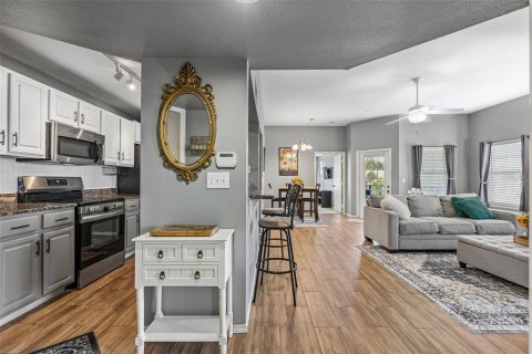 Condo in Longwood, Florida, 2 bedrooms  № 2376730 - photo 6