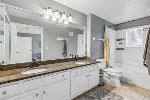 Condo in Longwood, Florida, 2 bedrooms  № 2376730 - photo 17