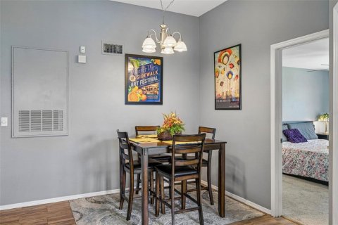 Condo in Longwood, Florida, 2 bedrooms  № 2376730 - photo 11