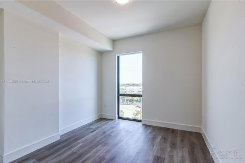 Apartamento en alquiler en Oakland Park, Florida, 1 dormitorio, 70.61 m2 № 1959280 - foto 6
