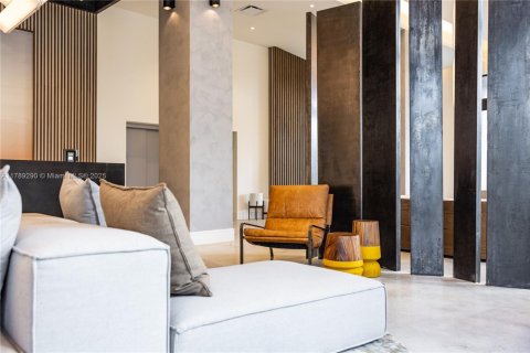 Apartamento en alquiler en Oakland Park, Florida, 1 dormitorio, 70.61 m2 № 1959280 - foto 2