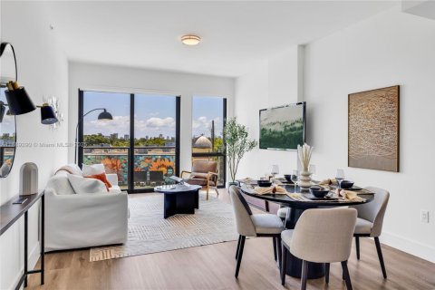 Apartamento en alquiler en Oakland Park, Florida, 1 dormitorio, 70.61 m2 № 1959280 - foto 4