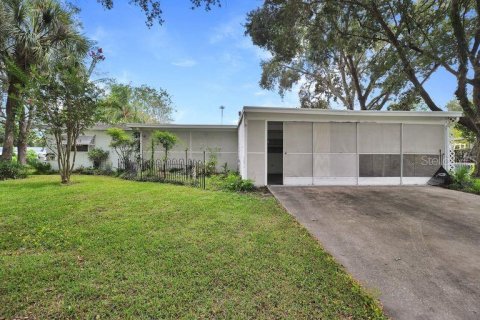 Casa en venta en Ocala, Florida, 3 dormitorios, 135.27 m2 № 1881167 - foto 1