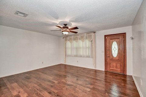 Casa en venta en Ocala, Florida, 3 dormitorios, 135.27 m2 № 1881167 - foto 2