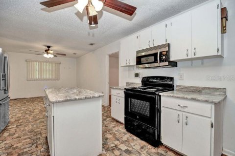Casa en venta en Ocala, Florida, 3 dormitorios, 135.27 m2 № 1881167 - foto 5