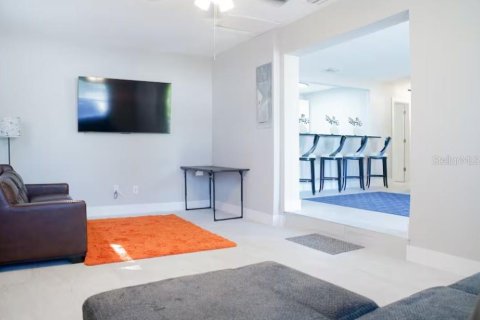 Villa ou maison à louer à Tampa, Floride: 3 chambres, 149.57 m2 № 2106516 - photo 8
