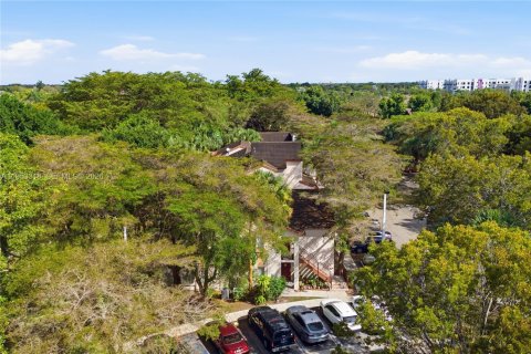 Copropriété à vendre à Miami, Floride: 2 chambres, 113.71 m2 № 2009564 - photo 25