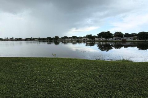 Copropriété à louer à Margate, Floride: 2 chambres, 58.53 m2 № 2439232 - photo 6