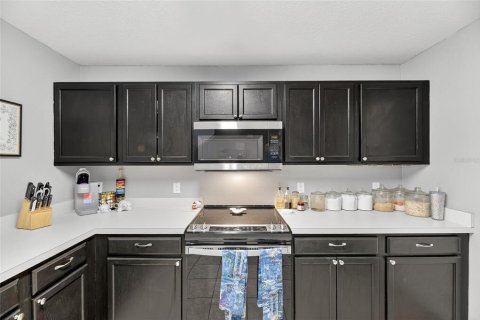 Townhouse in Riverview, Florida 2 bedrooms, 128.76 sq.m. № 1885459 - photo 6
