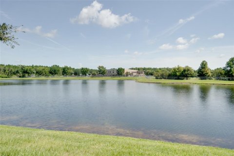 House in Orlando, Florida 4 bedrooms, 237.18 sq.m. № 1845058 - photo 17