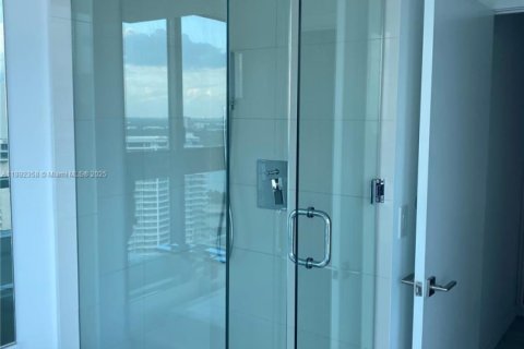 Купить кондоминиум в Майами, Флорида 1 спальня, 65.59м2, № 2014492 - фото 5