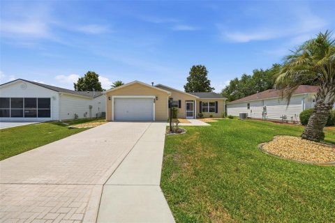 House in The Villages, Florida 3 bedrooms, 117.52 sq.m. № 2098381 - photo 30