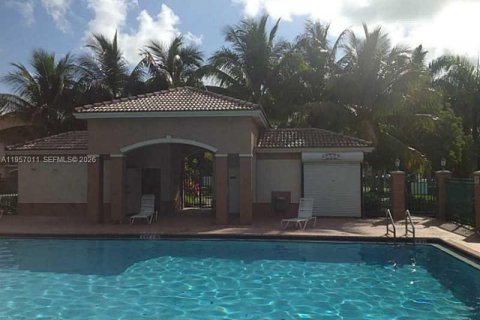 Condominio en alquiler en Homestead, Florida, 3 dormitorios, 102.1 m2 № 2011824 - foto 13