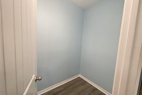 House in Windermere, Florida 4 bedrooms, 188.03 sq.m. № 1901651 - photo 22