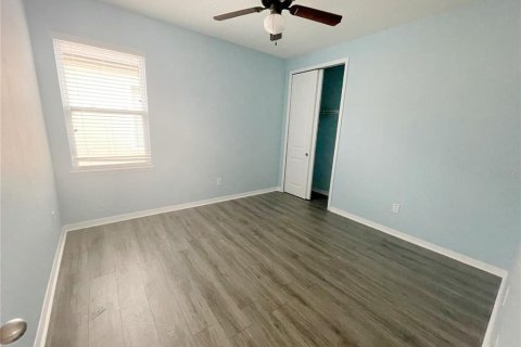 House in Windermere, Florida 4 bedrooms, 188.03 sq.m. № 1901651 - photo 15