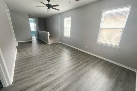 House in Windermere, Florida 4 bedrooms, 188.03 sq.m. № 1901651 - photo 16