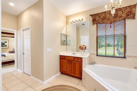 Villa ou maison à vendre à Orlando, Floride: 5 chambres, 314.85 m2 № 2419556 - photo 10