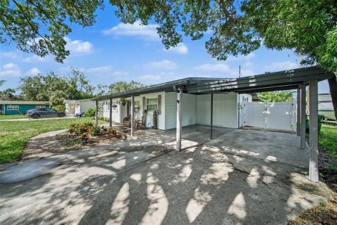 Villa ou maison à vendre à Tampa, Floride: 3 chambres, 127.18 m2 № 2309066 - photo 24