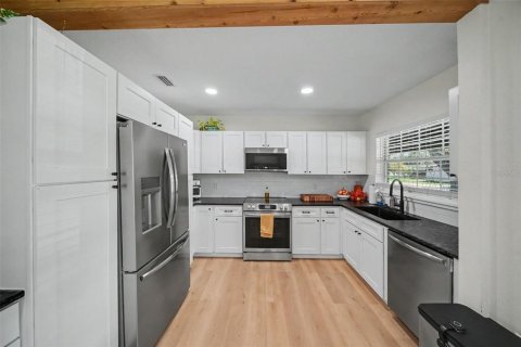 Villa ou maison à vendre à Tampa, Floride: 3 chambres, 127.18 m2 № 2309066 - photo 7