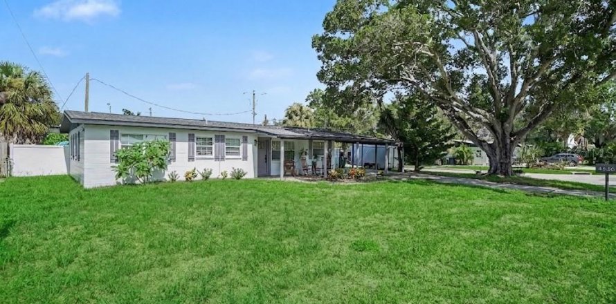 Villa ou maison à Tampa, Floride 3 chambres, 127.18 m2 № 2309066