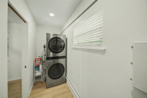 Villa ou maison à vendre à Tampa, Floride: 3 chambres, 127.18 m2 № 2309066 - photo 16