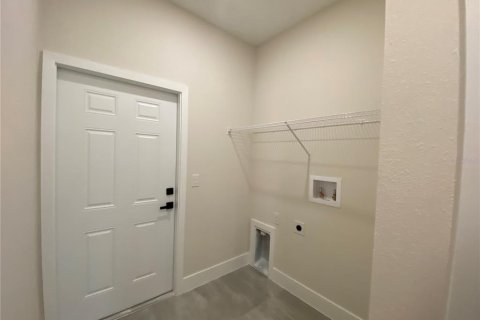 House in Sebring, Florida 3 bedrooms, 131.92 sq.m. № 1912252 - photo 20