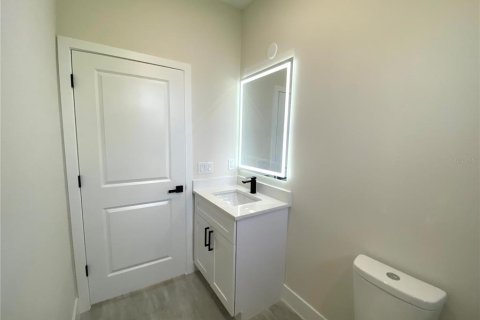 House in Sebring, Florida 3 bedrooms, 131.92 sq.m. № 1912252 - photo 19