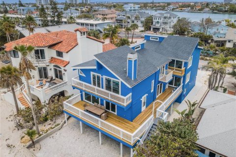 Apartment in Treasure Island, Florida 3 bedrooms, 322.56 sq.m. № 2224667 - photo 6
