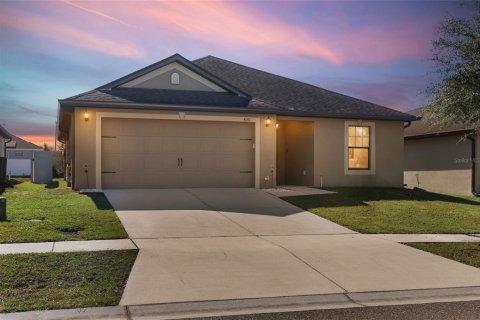 Casa en Haines City, Florida 3 dormitorios, 128.02 m2 № 2093764