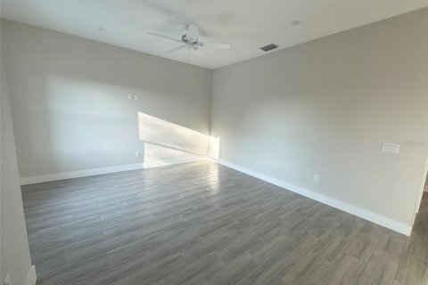 Apartamento en alquiler en Punta Gorda, Florida, 2 dormitorios, 95.41 m2 № 1743055 - foto 2