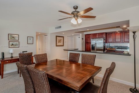 Condo in Miami Beach, Florida, 2 bedrooms  № 1768468 - photo 10
