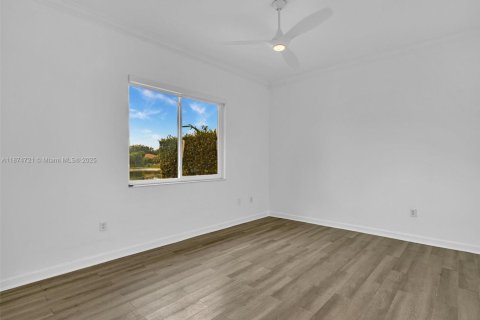 Casa en venta en Miramar, Florida, 4 dormitorios, 179.21 m2 № 1895884 - foto 18